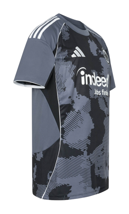 Eintracht Frankfurt 2025/26- 3º Equipamento